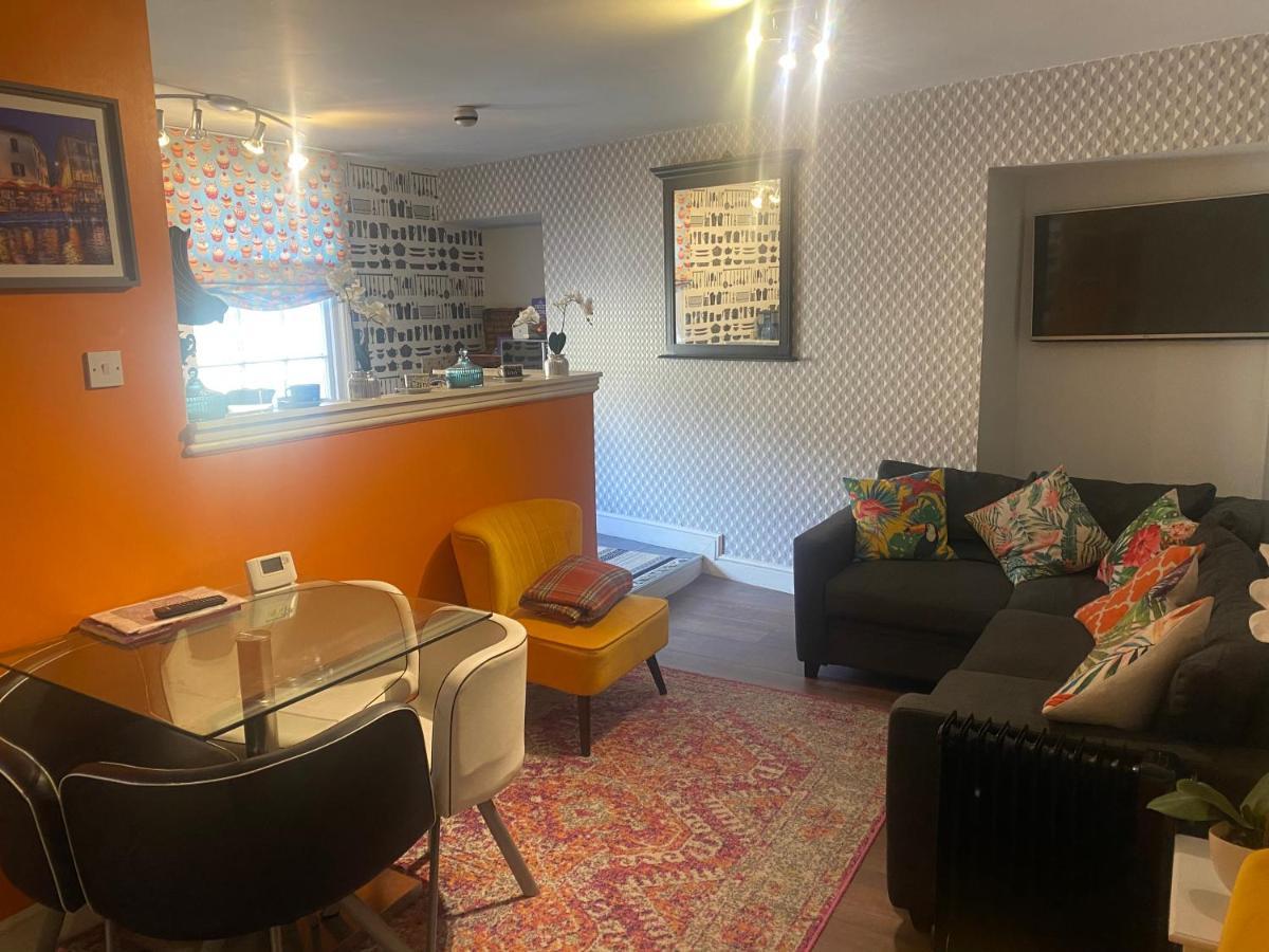 Central City 1 Bed Apartment Бат Екстериор снимка