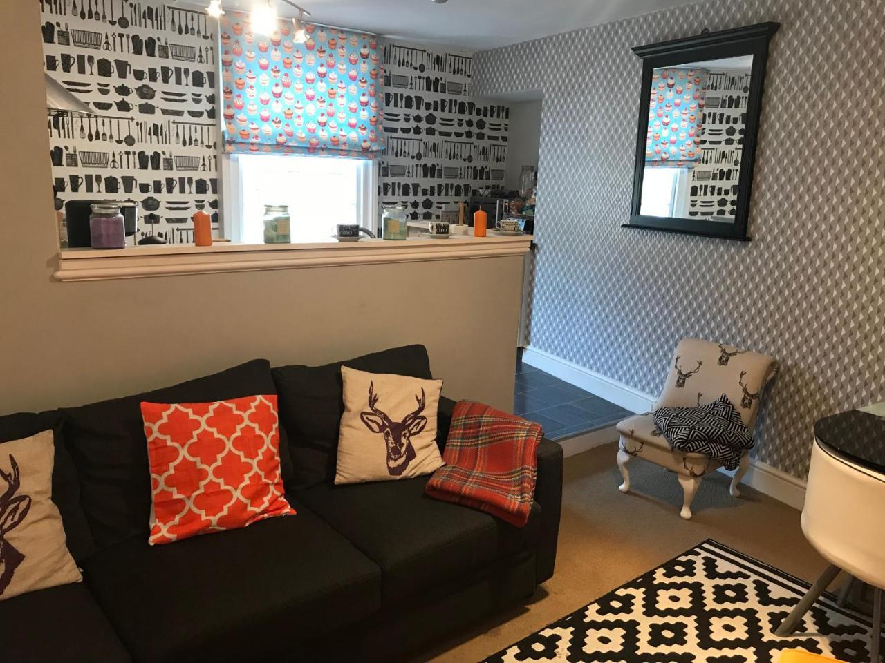 Central City 1 Bed Apartment Бат Екстериор снимка
